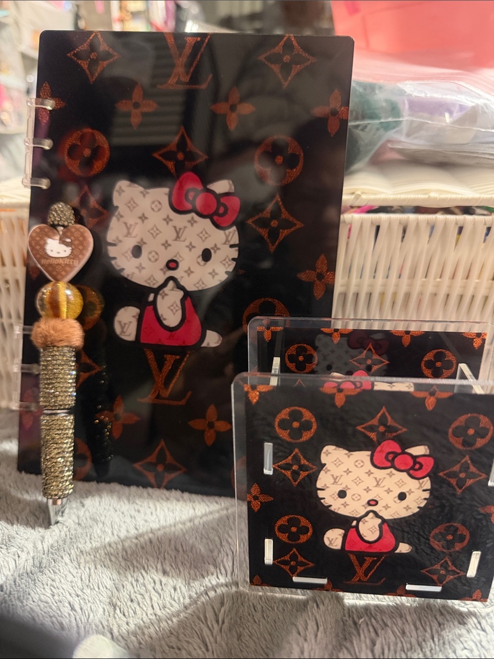 Brown A5 acrylic notebook with matching pen holder and rhinestone pen.